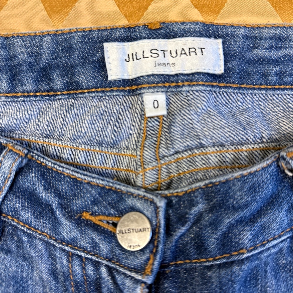 Jill Stuart Flared Jeans with Bleached Crease Accent Size 0 - Picture 3 of 8